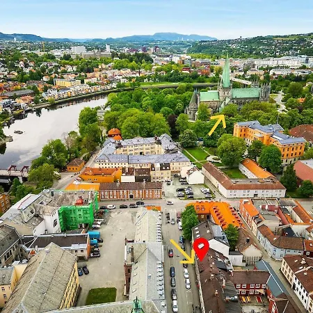 Cathedral & Square - Centre - Sleeps 4 - Wifi
