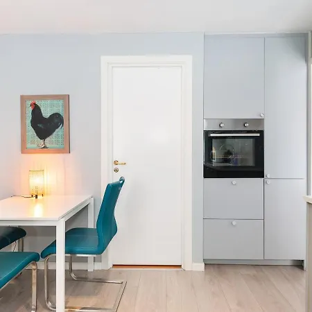 Cathedral & Square - Centre - Sleeps 4 - Wifi Appartement Trondheim