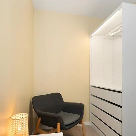 Cathedral & Square - Centre - Sleeps 4 - Wifi Appartement Trondheim